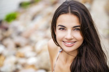 Genç güzel kadın.