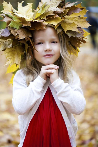 Retrato de uma menina muito liitle — Fotografia de Stock