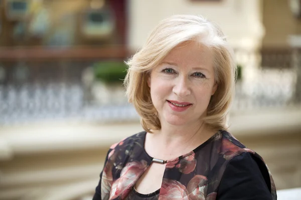 Close up facial portrait of a beautiful senior woman — Stock Photo, Image