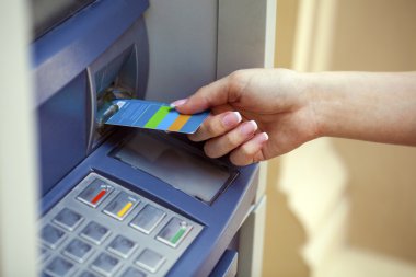 Atm den para almak