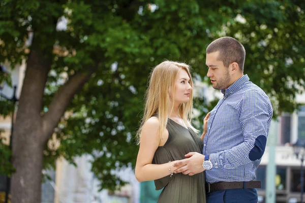 Casal amoroso — Fotografia de Stock