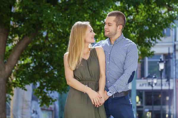 Pareja amorosa —  Fotos de Stock