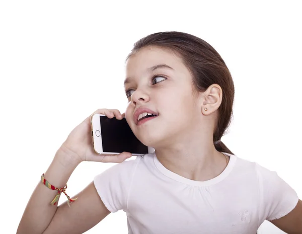 Telefon ederken esmer beyaz kız öğrenci portresi — Stok fotoğraf