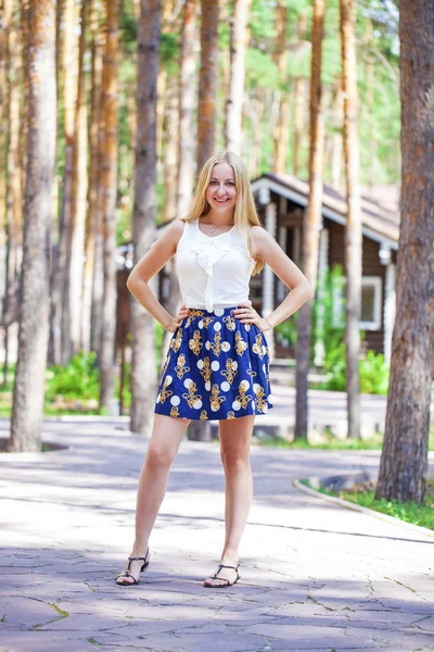 Portrait of young blonde woman — Stock Photo, Image