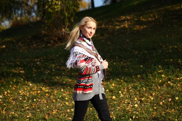 Young beautiful blonde woman — Stock Photo, Image