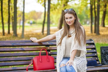 Genç güzel saçlı kadın