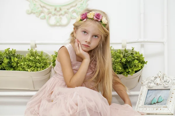 Nahaufnahme Porträt eines sechsjährigen Mädchens — Stockfoto