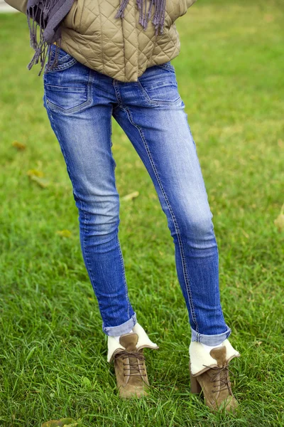 Calça jeans feminina azul — Fotografia de Stock