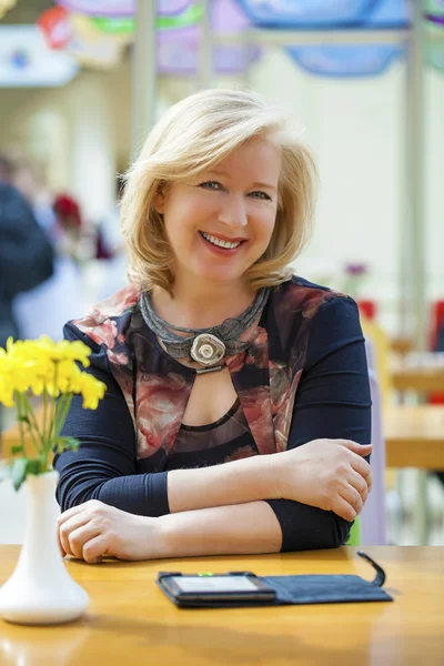 Close up facial portrait of a beautiful senior woman — Stock Photo, Image