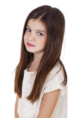 Büyüleyici bir esmer kız portresi