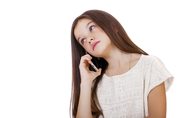 Retrato de colegiala caucásica morena llamando por teléfono — Foto de Stock