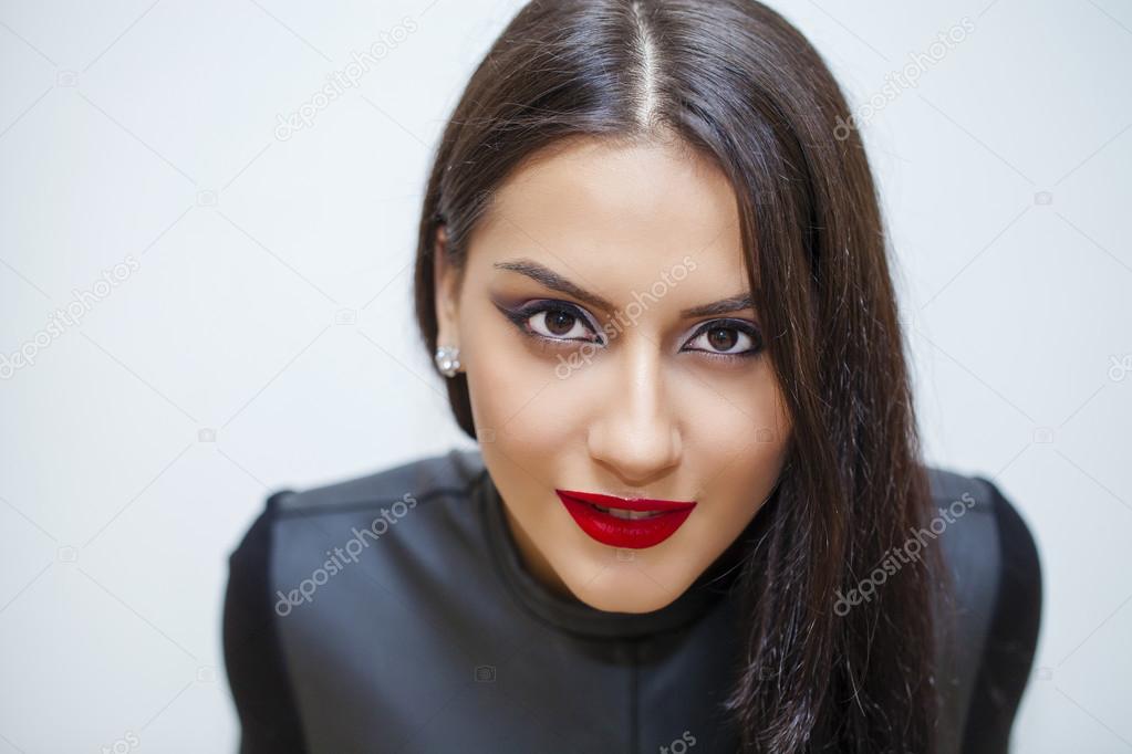 Oriental style. Sensual arabic woman model. Beautiful clean skin