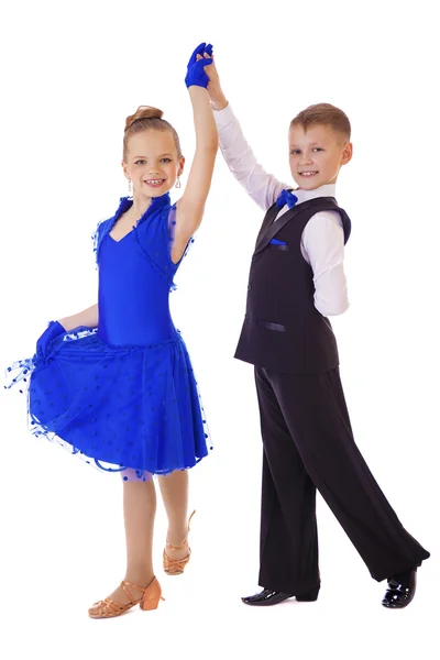 Щаслива маленька дівчинка в синій танцювальній сукні — стокове фото