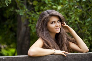 Genç güzel kadın.