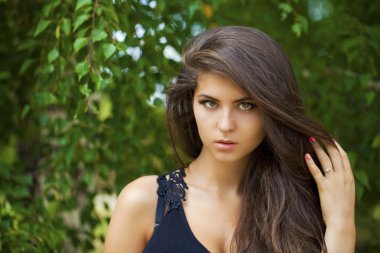 Genç güzel kadın.