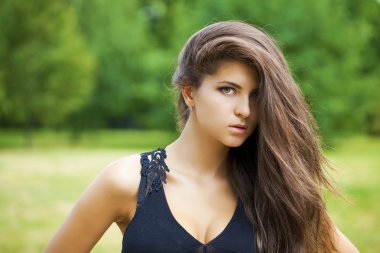 Genç güzel kadın.