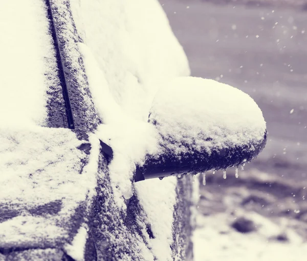 Car covered with snow — Stock Photo, Image