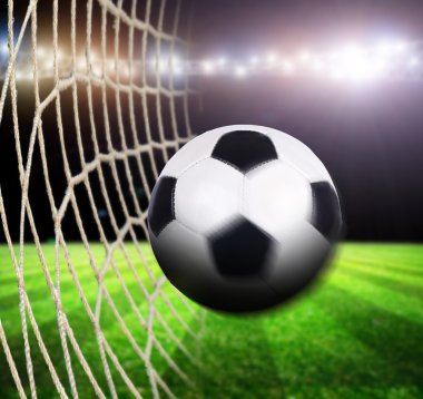 Stadyumda futbol topu