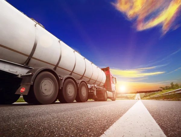 Speeding Truck on the Highway — Stock Photo, Image