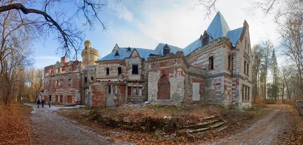 Manor Khrapovitsky in Muromtsevo — Stockfoto