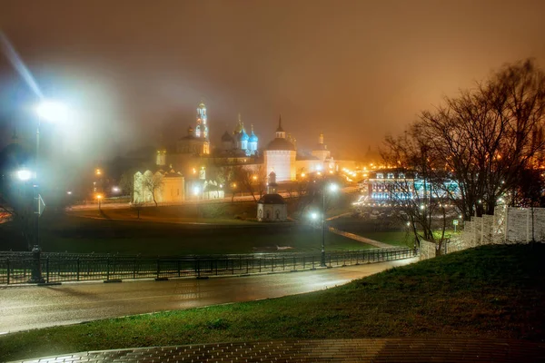 Die Dreifaltigkeitslavra Des Heiligen Sergius Das Wichtigste Russische Kloster Und — Stockfoto