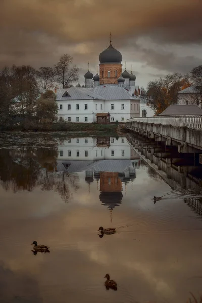 Einsiedelei Der Heiligen Vvedensky Insel Orthodoxes Frauenkloster Auf Der Insel — Stockfoto