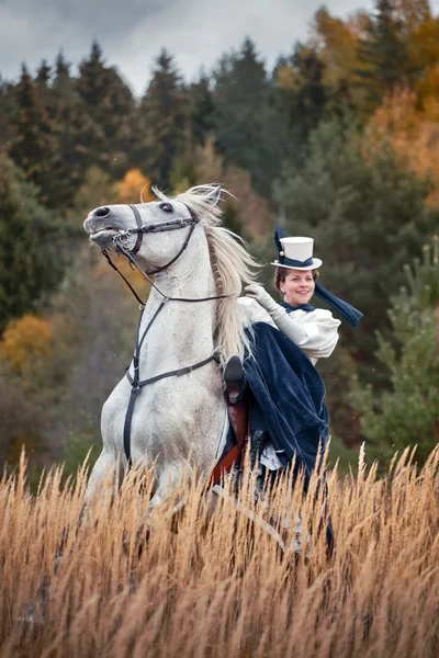 Horse-hunting with ladies in riding habit — Stock Photo, Image