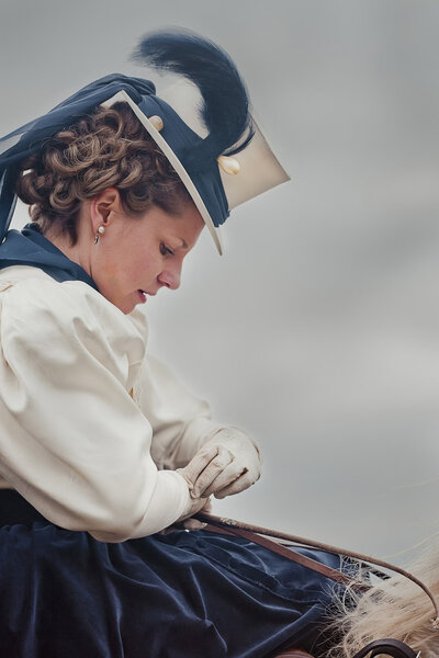 Horse-hunting with ladies in riding habit