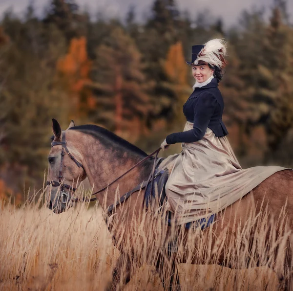 马打猎与夫人在骑马的习惯 — 图库照片