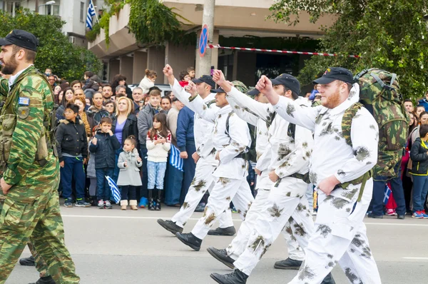 テッサロニキの参戦記念日パレード — ストック写真