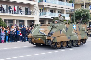 Selanik'te askeri teknolojinin OHI günü yürüyüşü