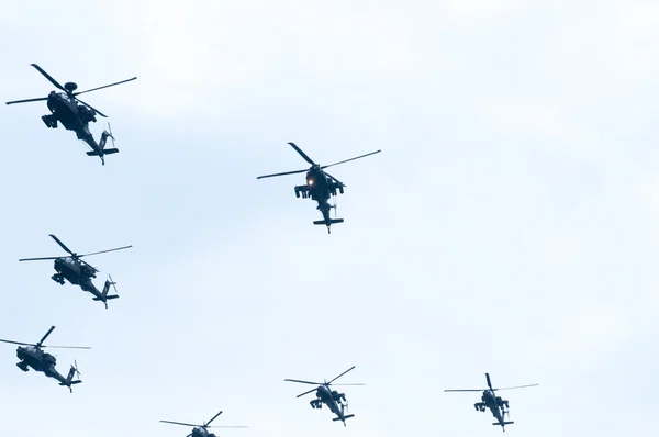 Ohi den parade letecké vojenské techniky v Soluni — Stock fotografie