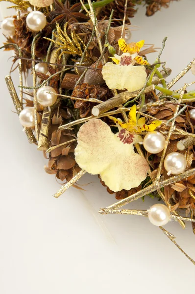 Wreath of dry branches and flowers — Stock Photo, Image