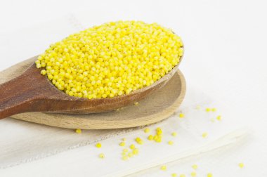 Tahta kaşık darı tahıl