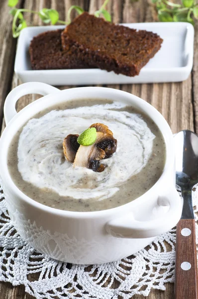 Sopa de creme de cogumelos — Fotografia de Stock