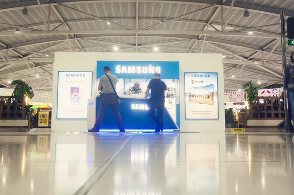 Tienda de Samsung electonics en Larnaka Aeropuerto —  Fotos de Stock