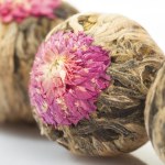 Boules de thé en fleurs