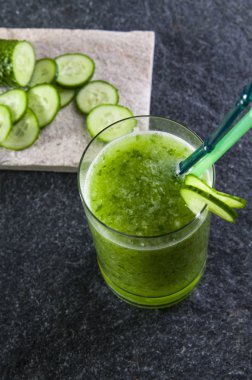 yeşil sebze smoothie