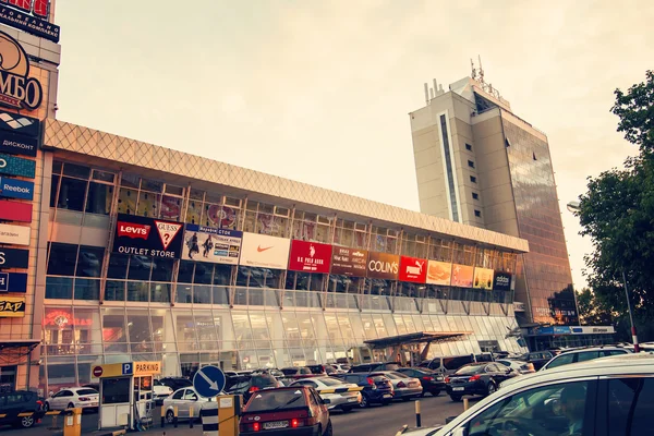 Exterior of Shopping mall Plazma in Kiev — Stock Photo, Image