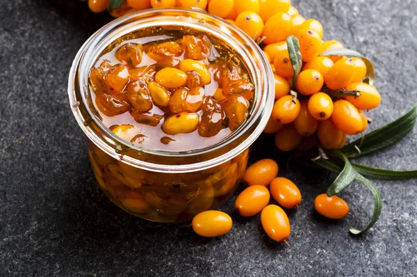 Sea buckthorn jam and fresh berries — Stock Photo, Image