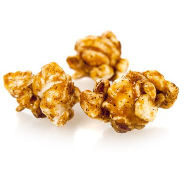 Karamel ve tarçın ile pop corn
