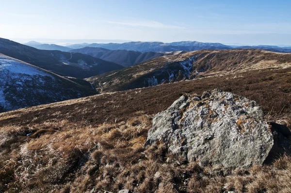 Karpaterna. Svydovets ridge. Ukraina. — Gratis stockfoto