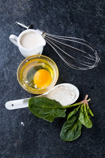 Ingredients for cooking omelette — Free Stock Photo