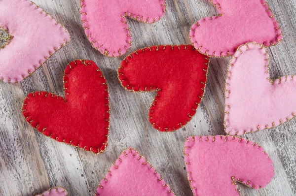 Corações decorativos vermelhos e rosa — Fotografia de Stock