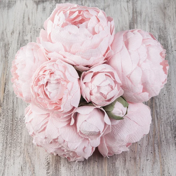 Roze papieren pioenrozen bloemen — Stockfoto