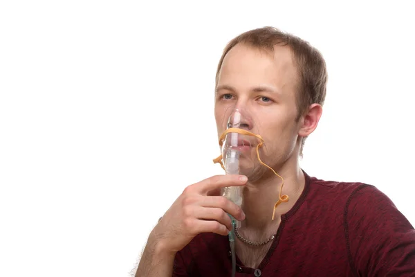 Man met inhalator — Stockfoto