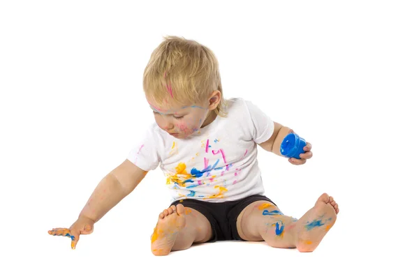 Χρώμα ξανθό παιδί παίζει — Φωτογραφία Αρχείου