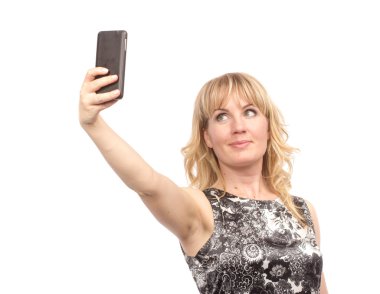 güzel bir kadın kendini akıllı telefon kamera ile çekim