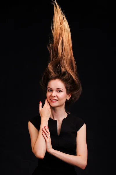 密切联系头发盘起来时髦 g 肖像的年轻漂亮的女人 — 图库照片