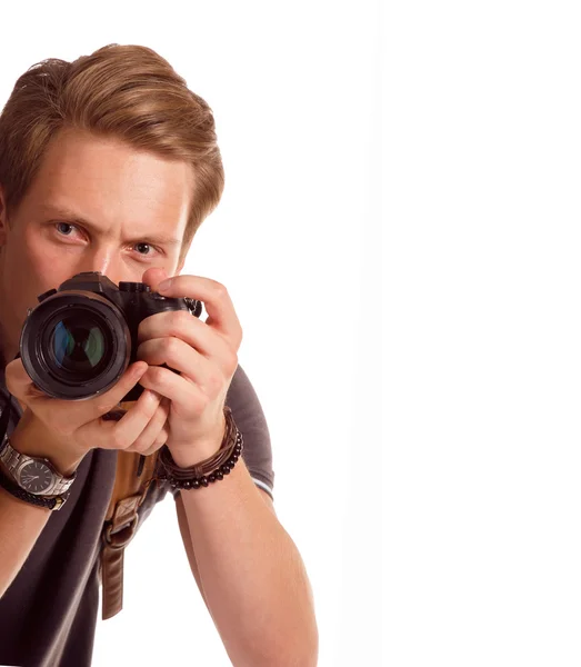 Retrato de primer plano de un joven tomando una foto de la esquina — Foto de Stock